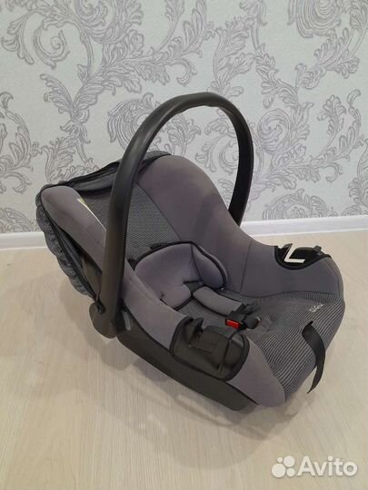 Автолюлька б/у siger,автокресло от 0 кг
