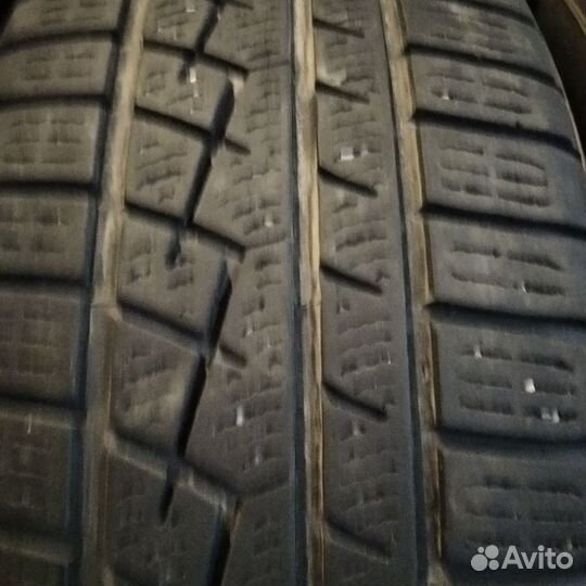 Yokohama Advan Winter V902 215/60 R16