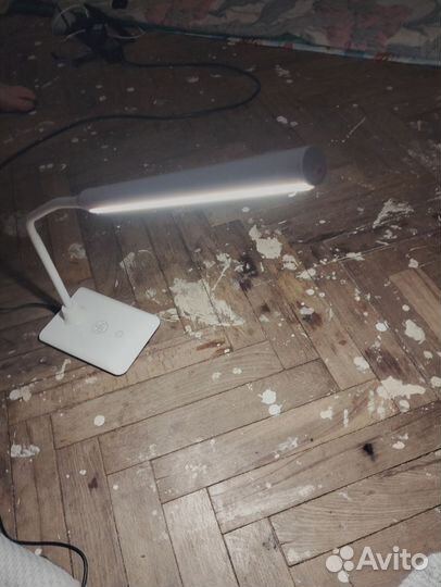 Лампа настольная