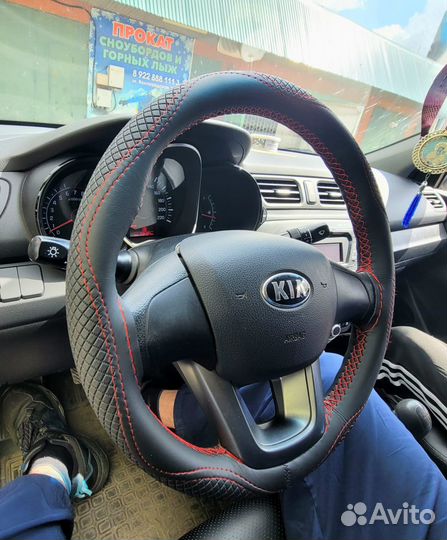 Оплетка на руль со шнуровкой