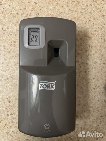 Электронный освежитель/диспенсер воздуха Tork
