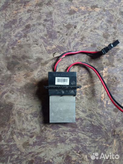 Резистор отопителя Nissan Peugeot Renault