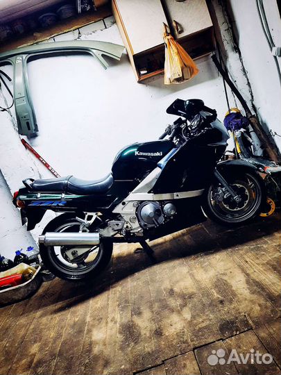 Kawasaki ZZR400-2