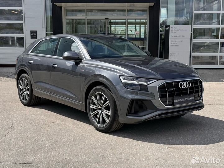 Audi Q8 3.0 AT, 2022