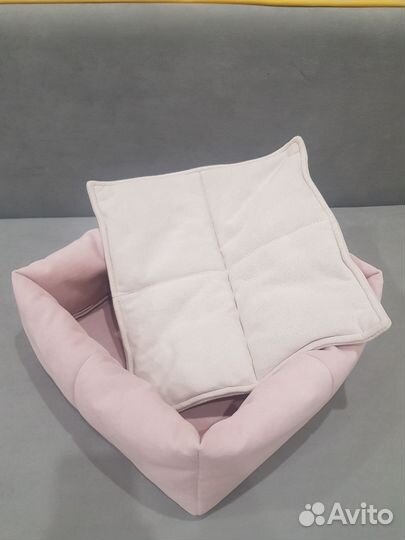 Лежанка для кошек