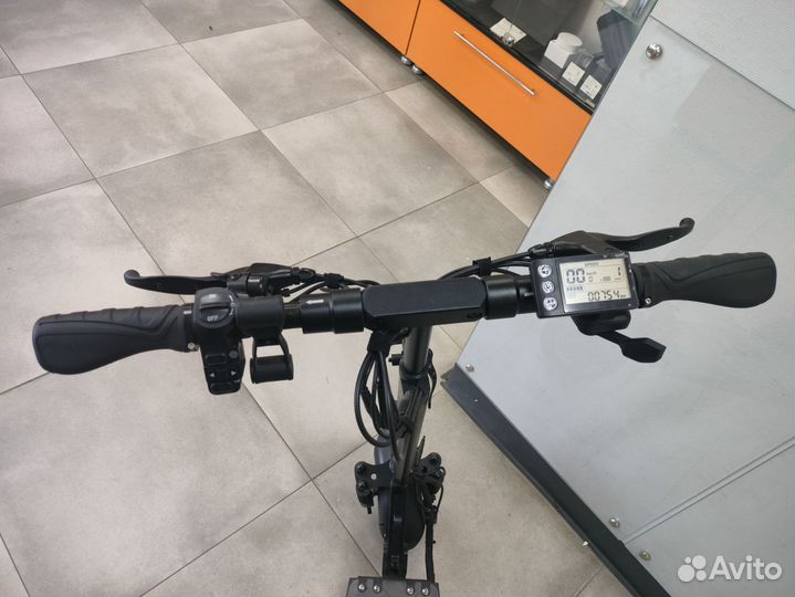 Электросамокат Hiper Model B