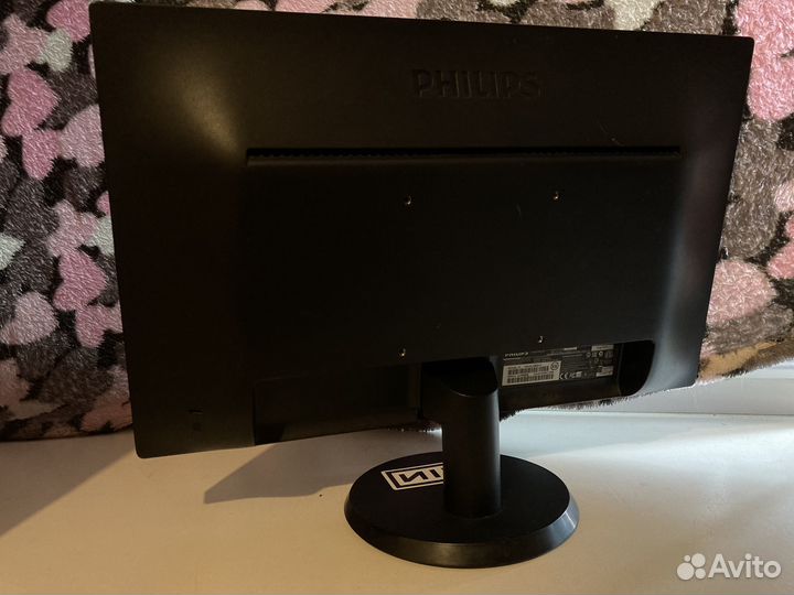 Монитор philips 193v5L 18