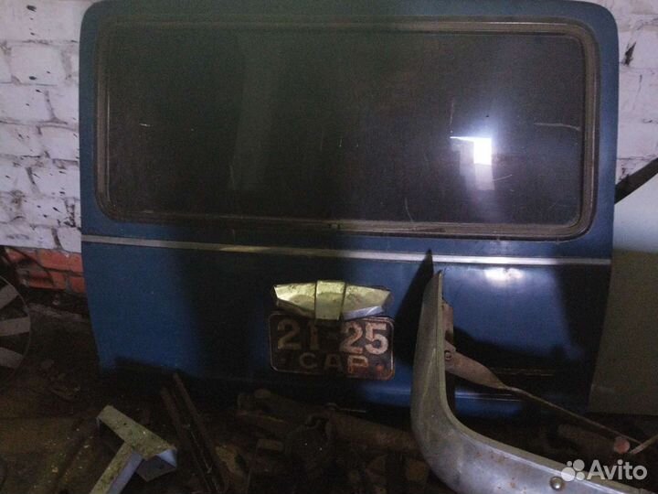 Продаю крышку багажника на ваз 2102