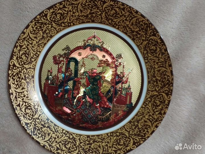 Тарелка декоративная керамика