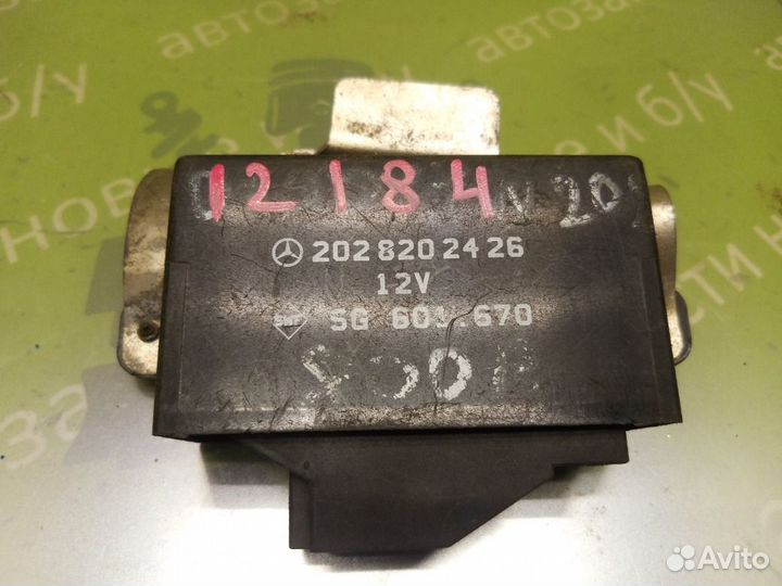 Блок подогрева сидений Mercedes-Benz W202 седан