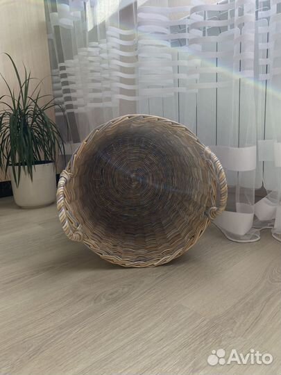 Плетенная корзина