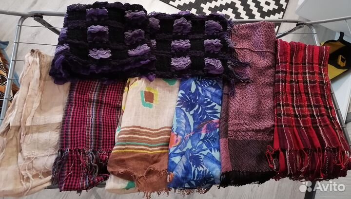 Шарфы и палантины