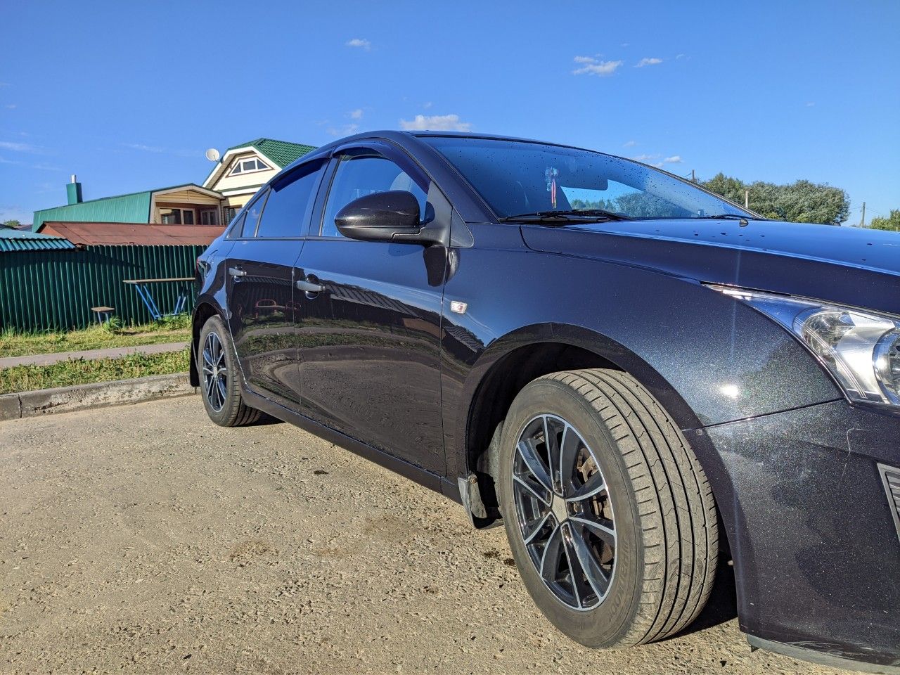 Chevrolet Cruze: фото владельца