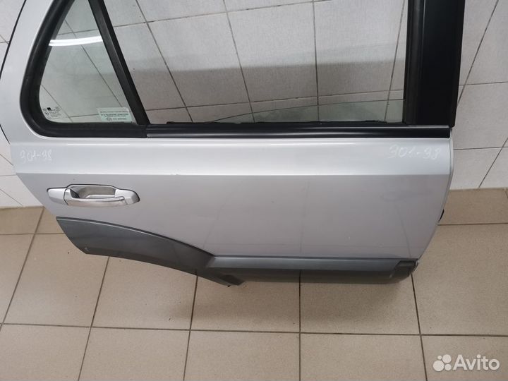 Дверь задняя правая в сборе Kia Sorento 1 BL