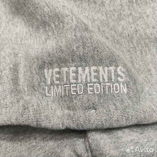 Джинсовая куртка vetements