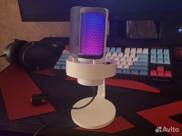 Микрофон Fifine ampligame A8