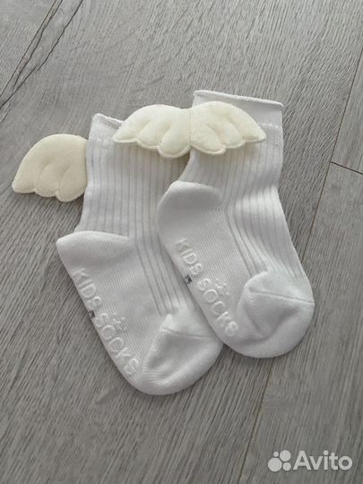 Носки с крылышками