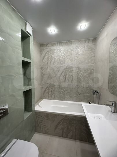 1-к. квартира, 42 м², 16/25 эт.