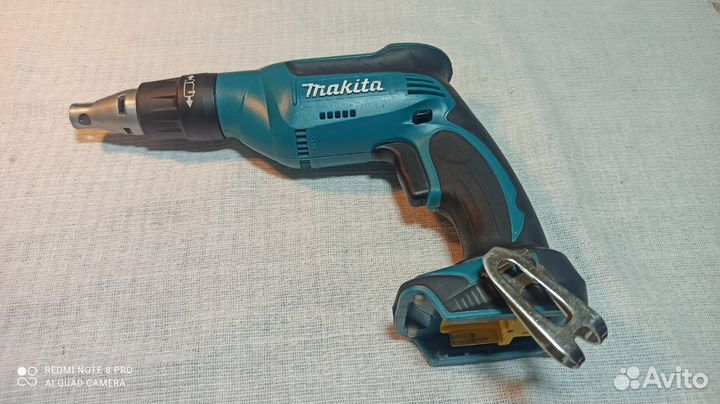 Шуруповерт аккумуляторный makita DFS451Z