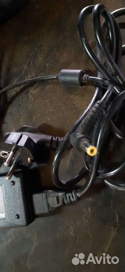 Блок питания для ноутбуков Asus, Lenovo, Dell, HP