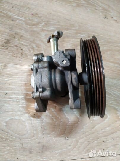 Гидроусилитель Mitsubishi Space Star 1.6 2003