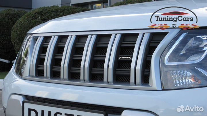 Решетка радиатора на Рено Дастер 