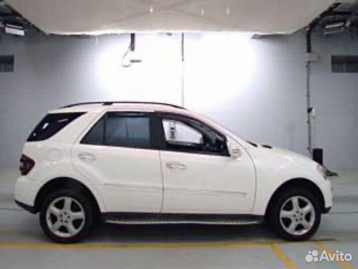 Крепление порога левое Mercedes Benz Ml 350