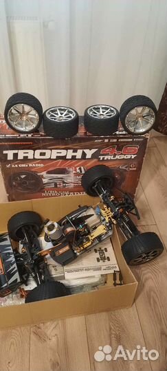 Машина на радиоуправлении с двс