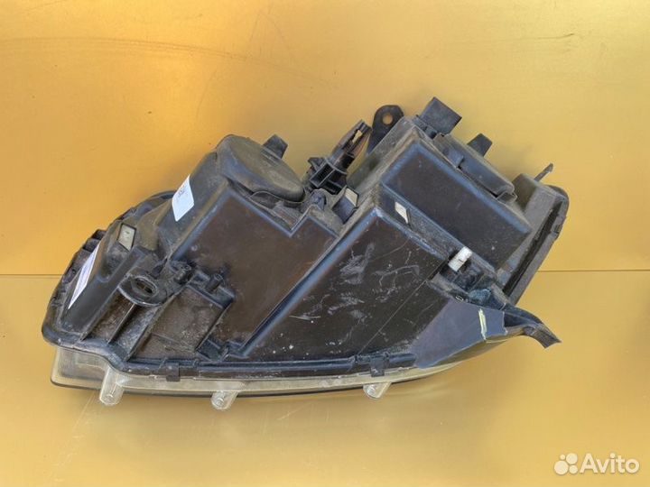 Фара правая Renault Logan 2018