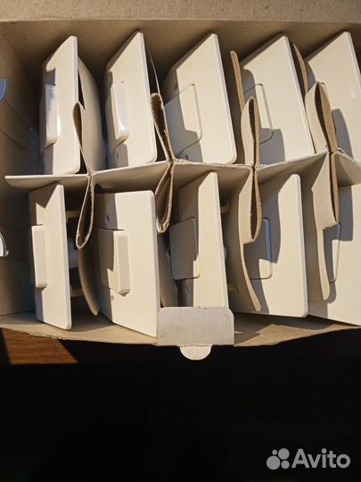 Розетки, выключатели встраиваемые