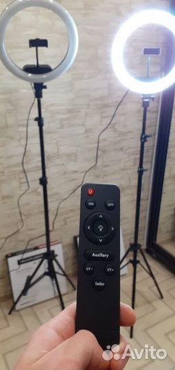 Кольцевая лампа Rohs 36см + пультом ду + Штатив