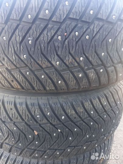 Yokohama Ice Guard IG65 215/50 R17 95T