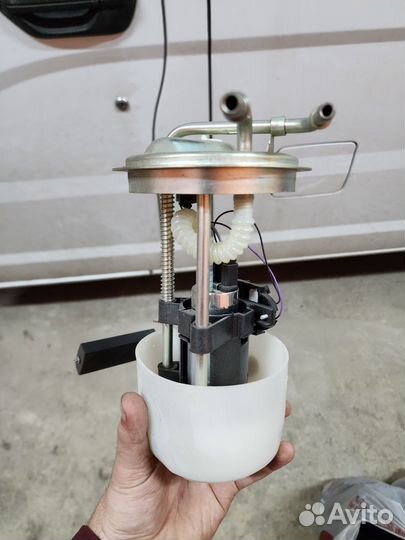 Бензонасос электрический на Chevrolet Niva