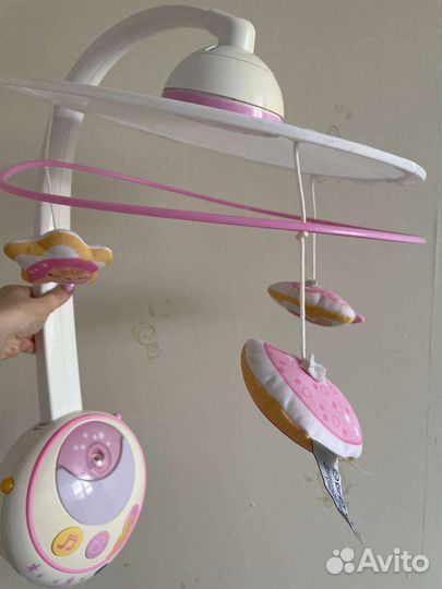 Музыкальный мобиль на кроватку с проектором