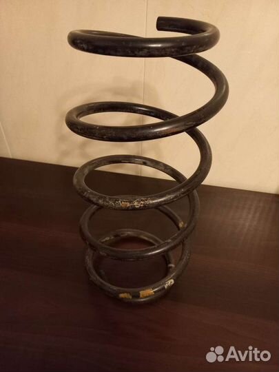 Пружина задняя toyota RAV-4