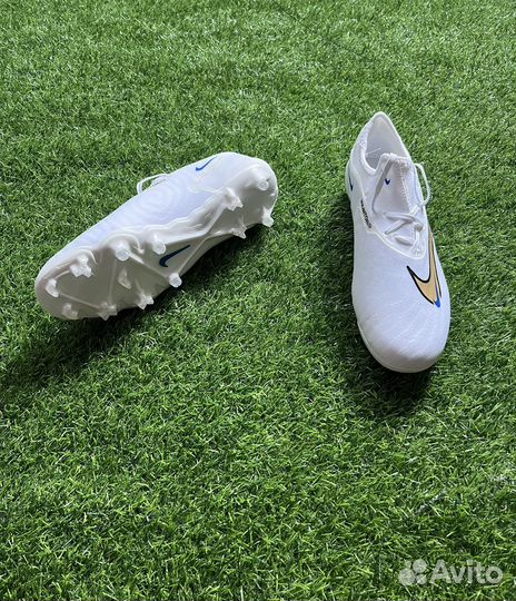 Бутсы. Бутсы Nike