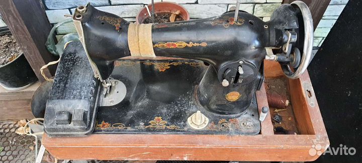 Швейная машинка пмз им. Калинина