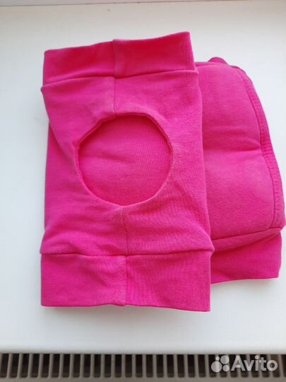 Для гимнастики: булавы, получешки, эспандер защита