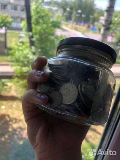 Монеты и купюры СССР одна юбилейная