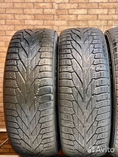 Nokian Tyres Hakkapeliitta R2 SUV 235/60 R18
