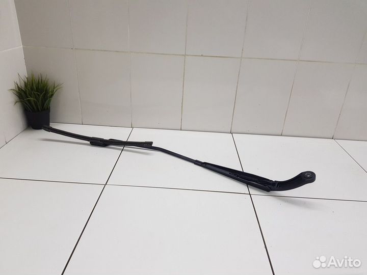 Поводок стеклоочистителя правый (Haval F7)