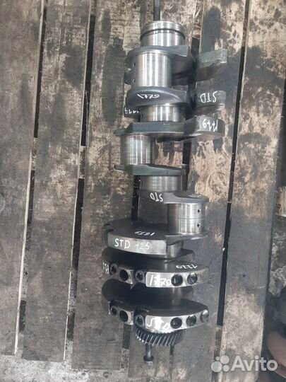 Коленвал Mercedes OM442 V8 2000