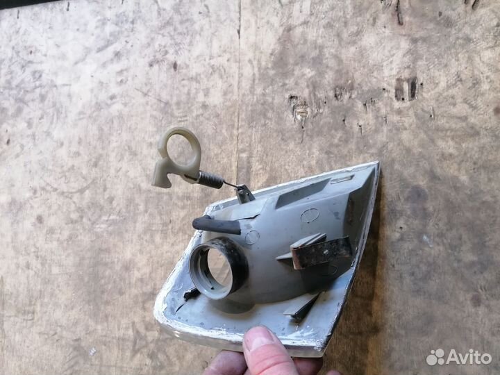 Поворотник левый для пассат б5