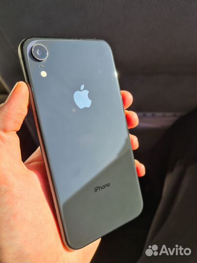 iPhone Xr, 64 ГБ