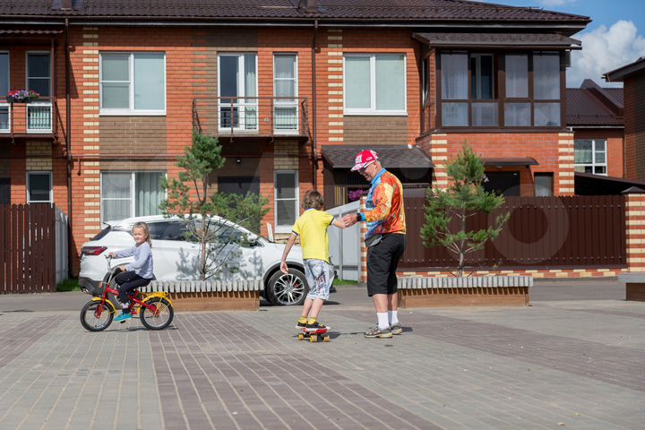 Таунхаус 57 м² на участке 1 сот.