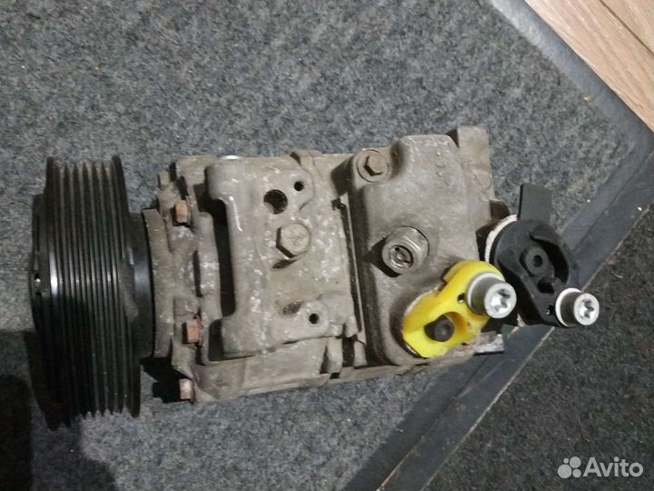 Компрессор кондиционера vag