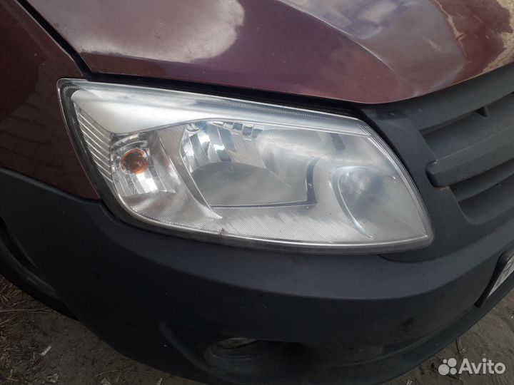 Фара правая LADA granta