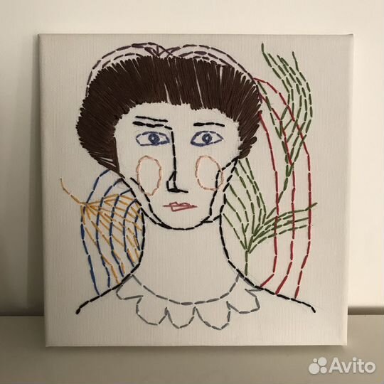 Портретная вышивка на холсте на заказ