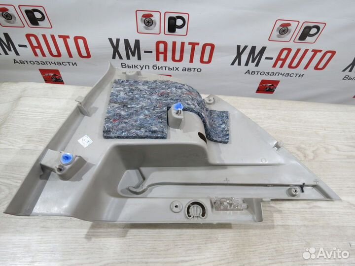 Обшивка багажника задняя левая Renault Sandero 2