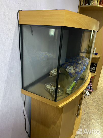 Аквариум с тумбой новый